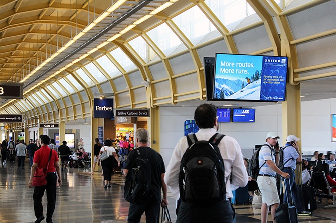 United Airlines Ad in Reagan Airport-1