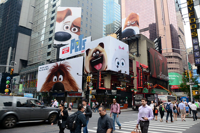 Universal Pictures Pets Times Square Stacked Billboard Universal Pictures Pets Times Square Stacked Billboard
